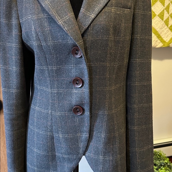 CAbi Equestrian Classic Plaid Women’s Blazer size medium - Picture 3 of 9